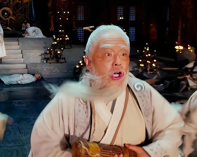 明明是同一个人，演完了“蒋介石”又演“闻太师”，差点没认出来