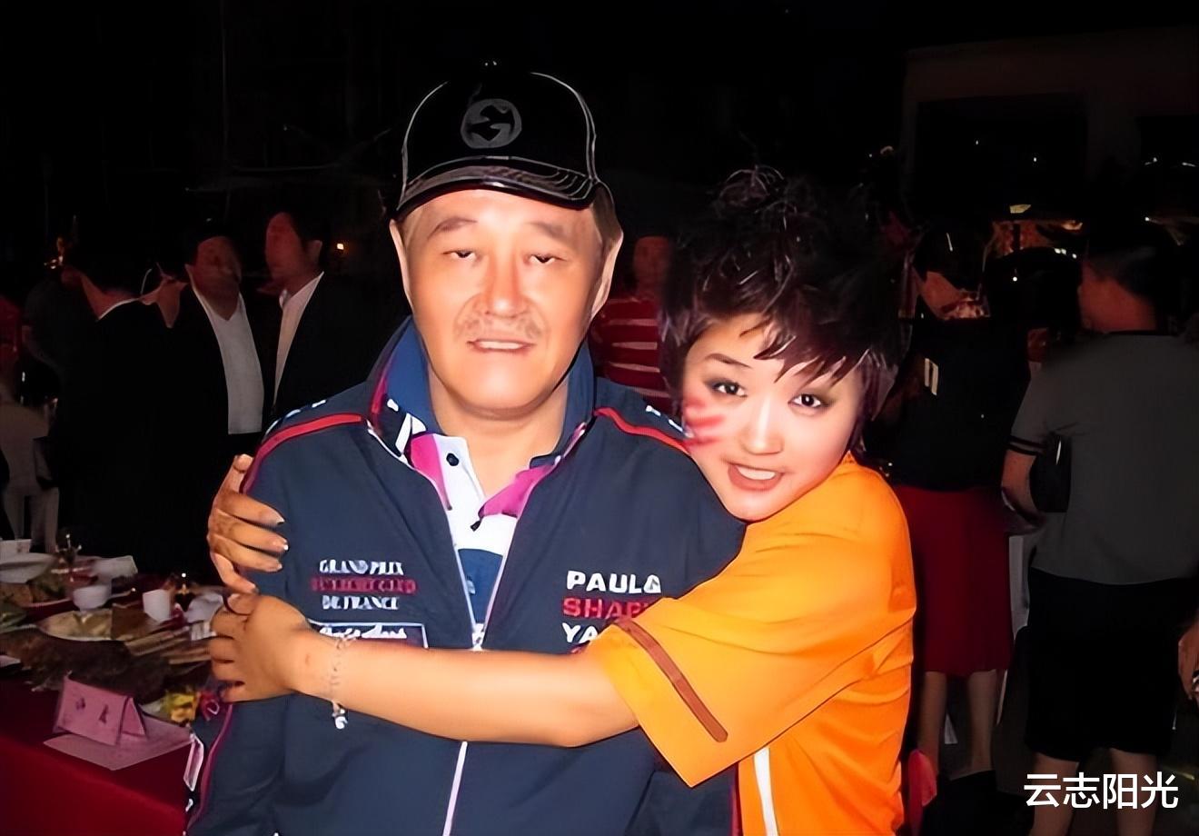 赵本山|关婷娜:本是化妆师,被赵本山挖掘拍电视剧,年过40还不结婚