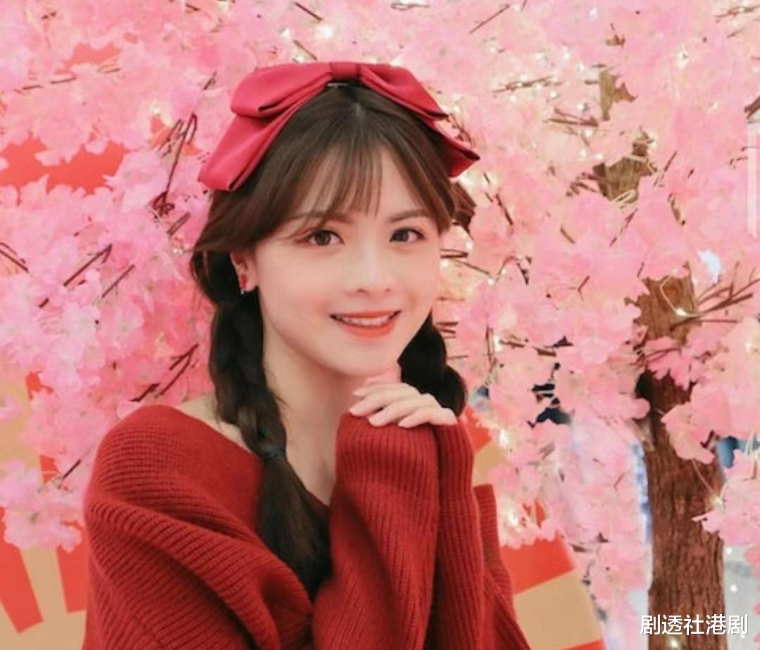 TVB|入行两年即上位!TVB新晋小花曝公司底层竞争大,经济拮据要做兼职