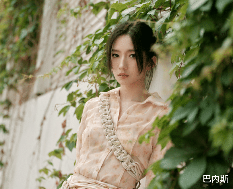 25万转发的卖票微博,5天没卖出1000多张,孟美岐打多少流量的脸