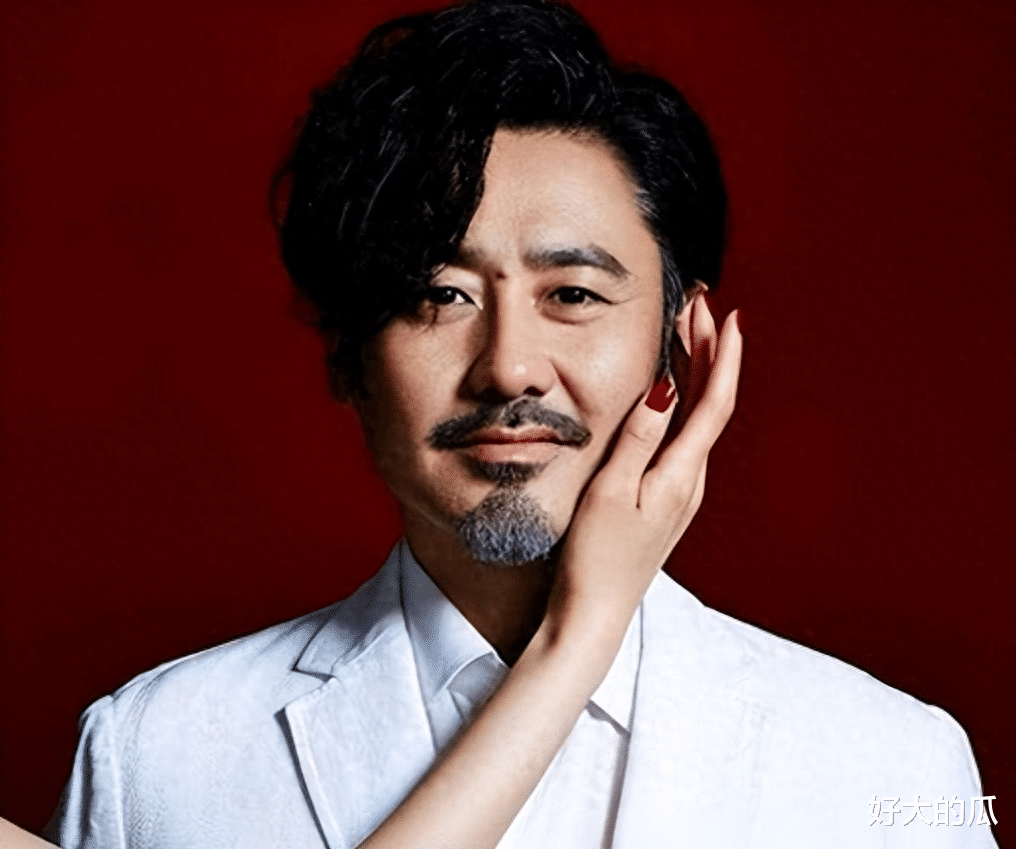 善恶终有报,移居美国的吴秀波,已活成了一个“笑话”