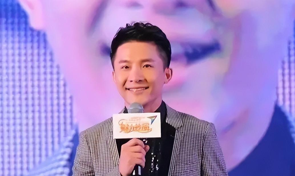 央视主持边策:和母亲通话1小时后跳楼身亡,生前经历了什么?