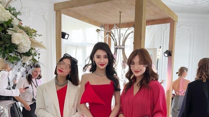 Angelababy被官方下场除名！疑被“软封杀”，粉丝怼网友被打脸！