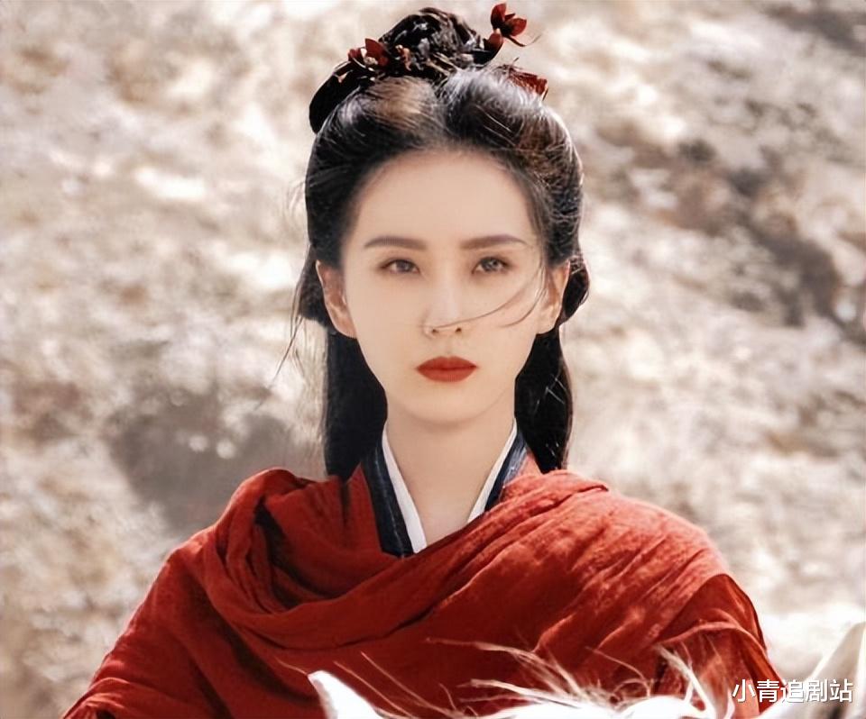 同样是方逸伦演男二，将玉骨遥跟《一念关山》放一起，差距很明显