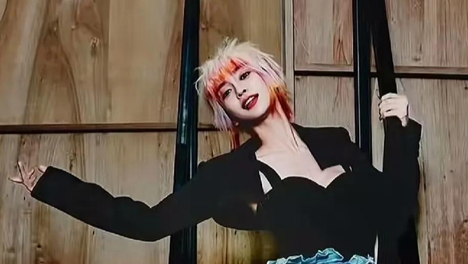 杨颖，引热议！