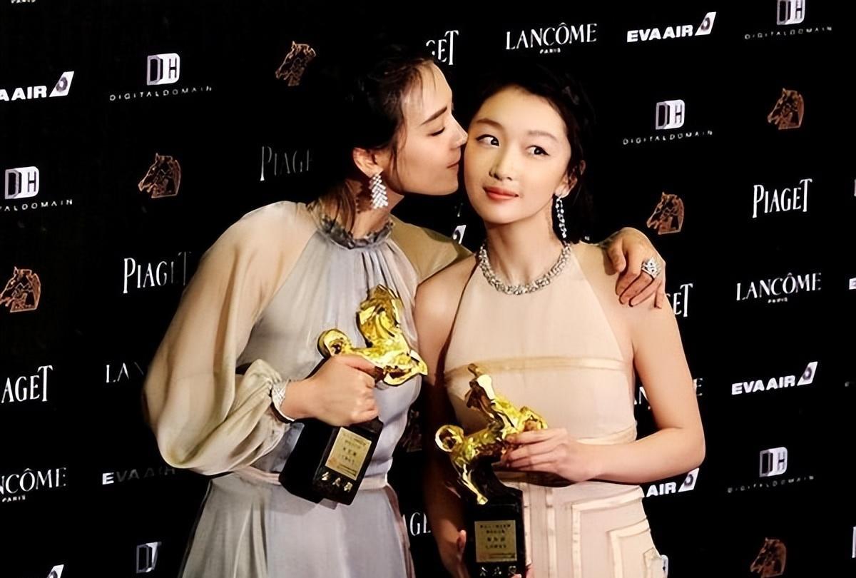 演员周冬雨：清纯外表下的“情感之路”