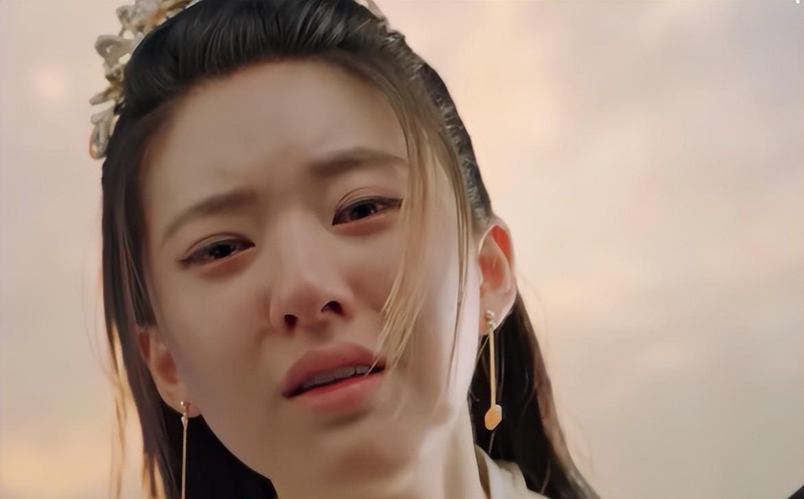 杨超越|哭都不会哭,还当什么演员?