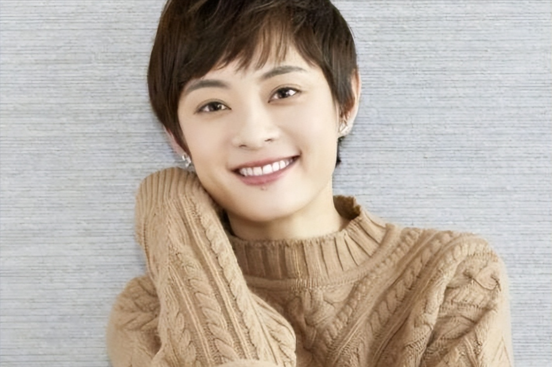 明星|“二手市场”成女明星的照妖镜,谁割韭菜,谁没底线,一目了然