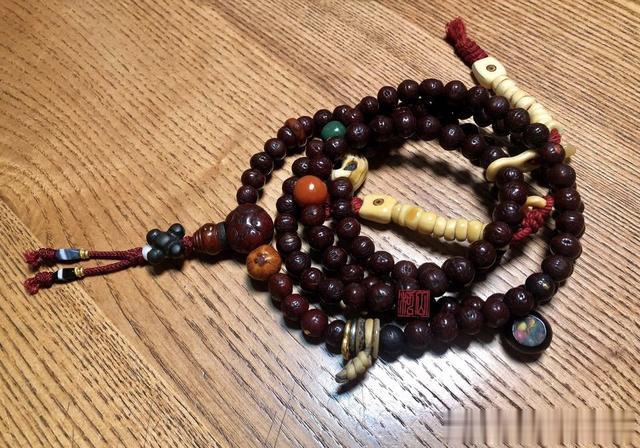 和田玉籽料|文玩菩提子盘个真货都难?真假并不是关键!