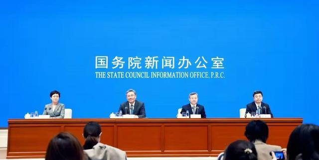 招聘|太卷了,河南某国企发布招聘公告,本科生只能做操作员