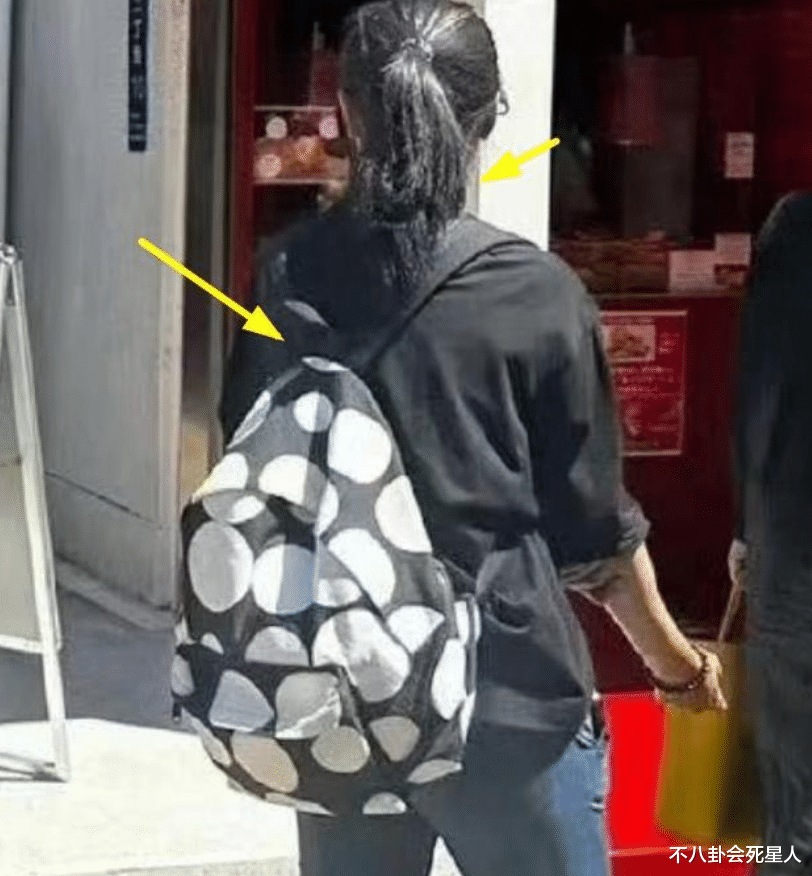 “退休”久居日本,状态越来越差,55岁的郑伊健背后资产可不简单