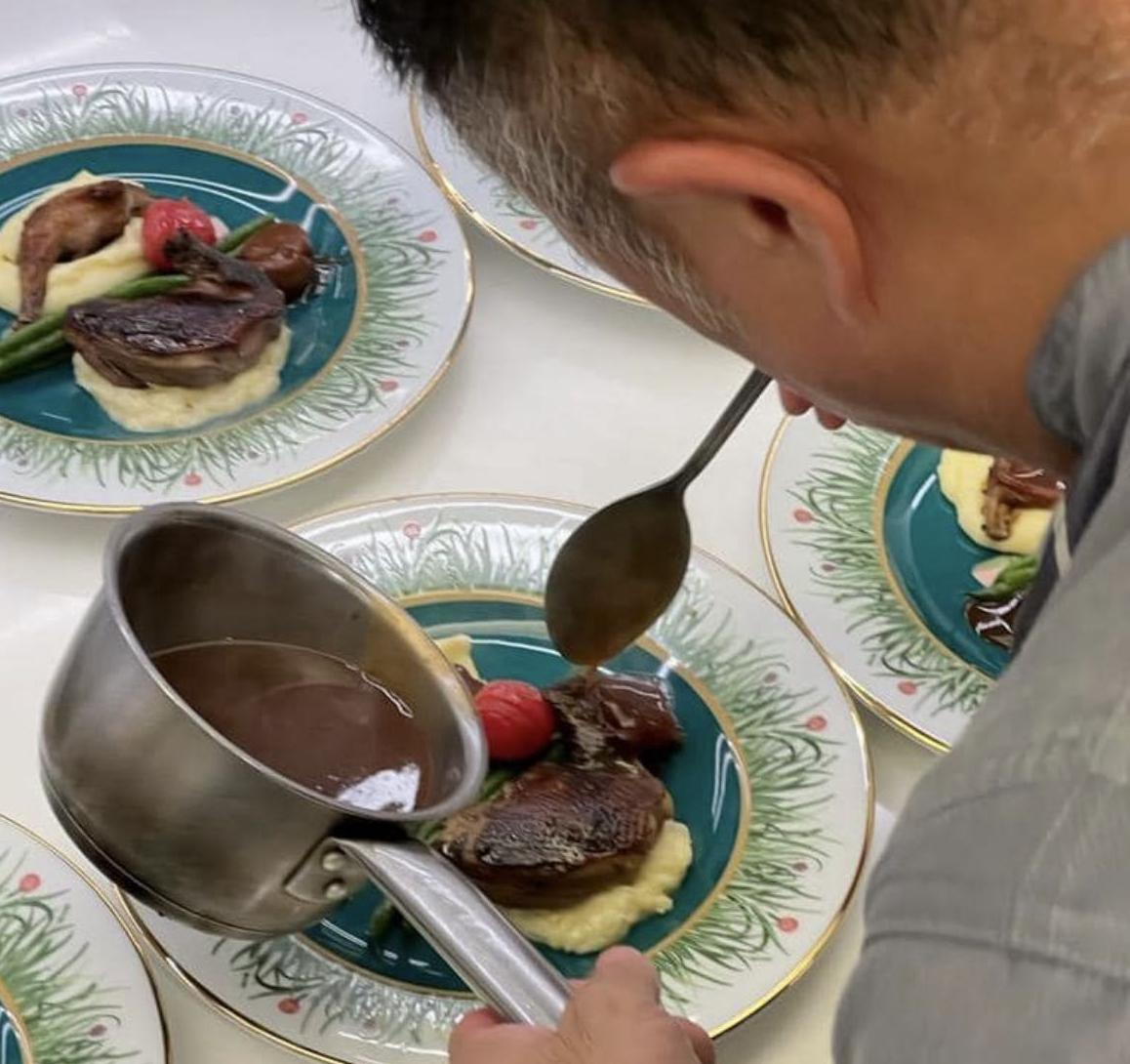 刘嘉玲在自家豪宅为章子怡办派对，现场嘉宾曝光，全都是行业大咖