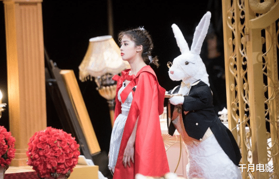 明星大侦探|明星大侦探感觉节目场景宏大，证据线索太杂