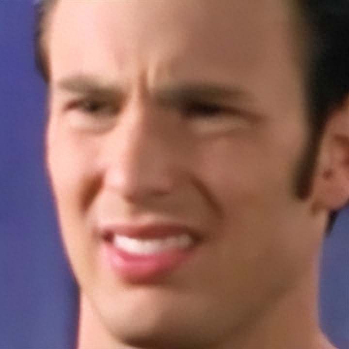 这些侮辱观众的剧情:红裙美背搞偷袭我忍了,湿旗袍打鬼子忍不了