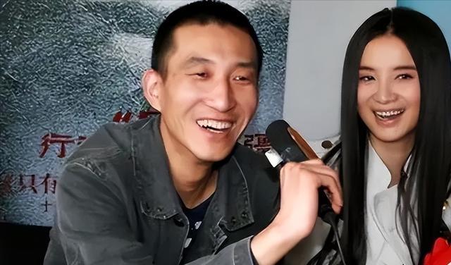 宋佳:靠“吊带”上位,与已婚名导同居,43岁的她活得又酷又飒