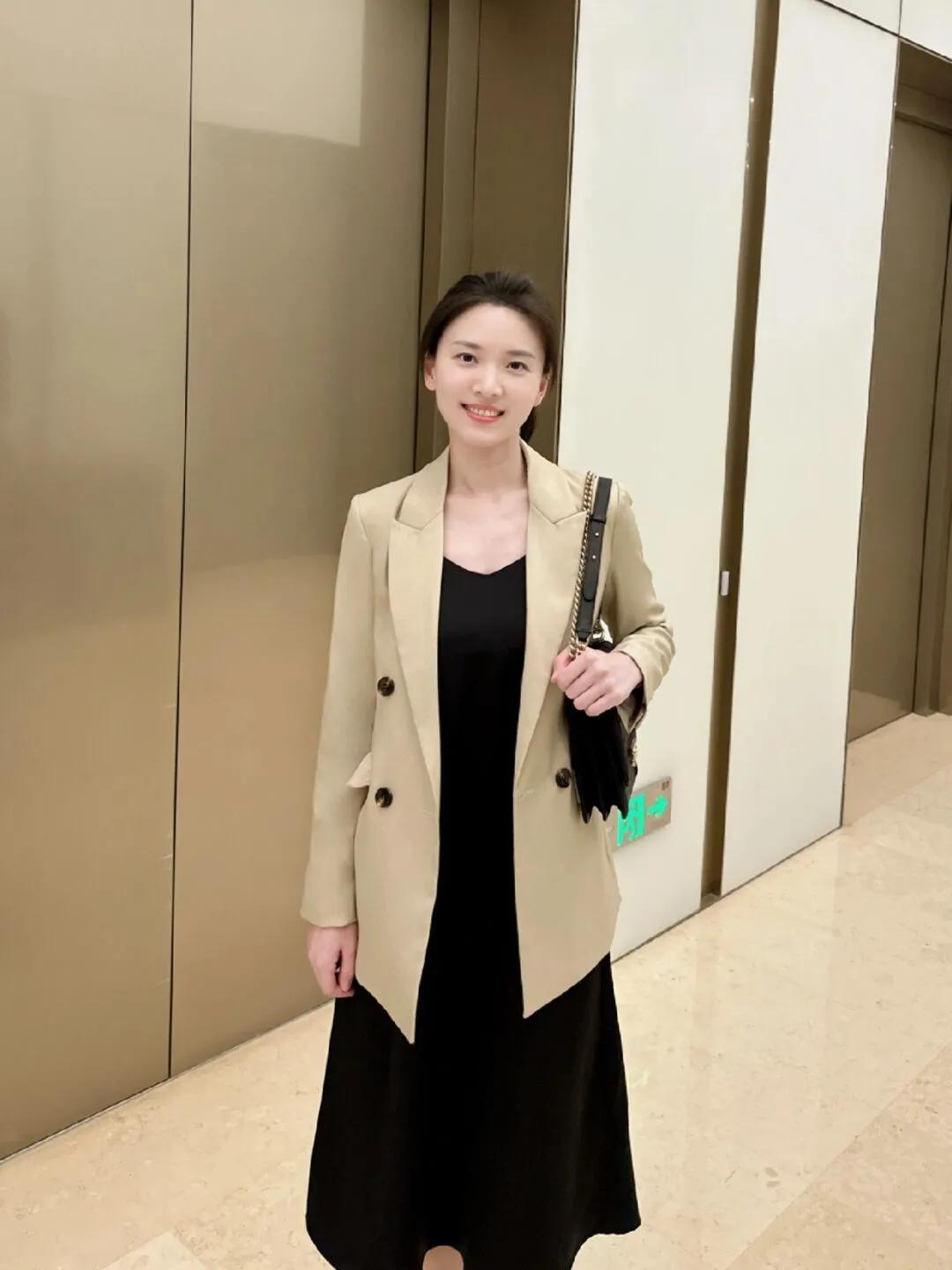 华为|职场女性该怎么穿？借鉴素人博主的搭配技巧，提升你的气质感