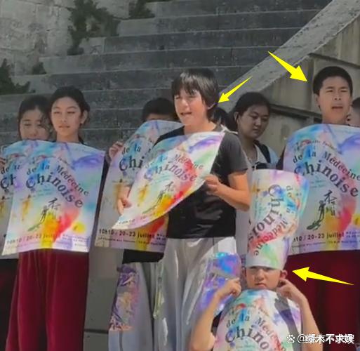 刘烨儿女法国宣扬中国文化,诺一当众抠鼻子,霓娜颜值反超哥哥!