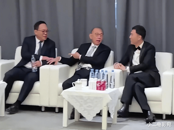 章子怡|华表奖后台，章子怡在圈内“资本”的地位被展现得淋漓尽致