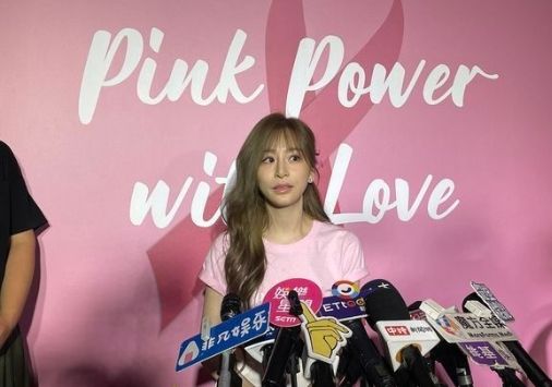 和富三代总裁闹掰？王心凌宣布单身暗示分手：我的生活是无糖