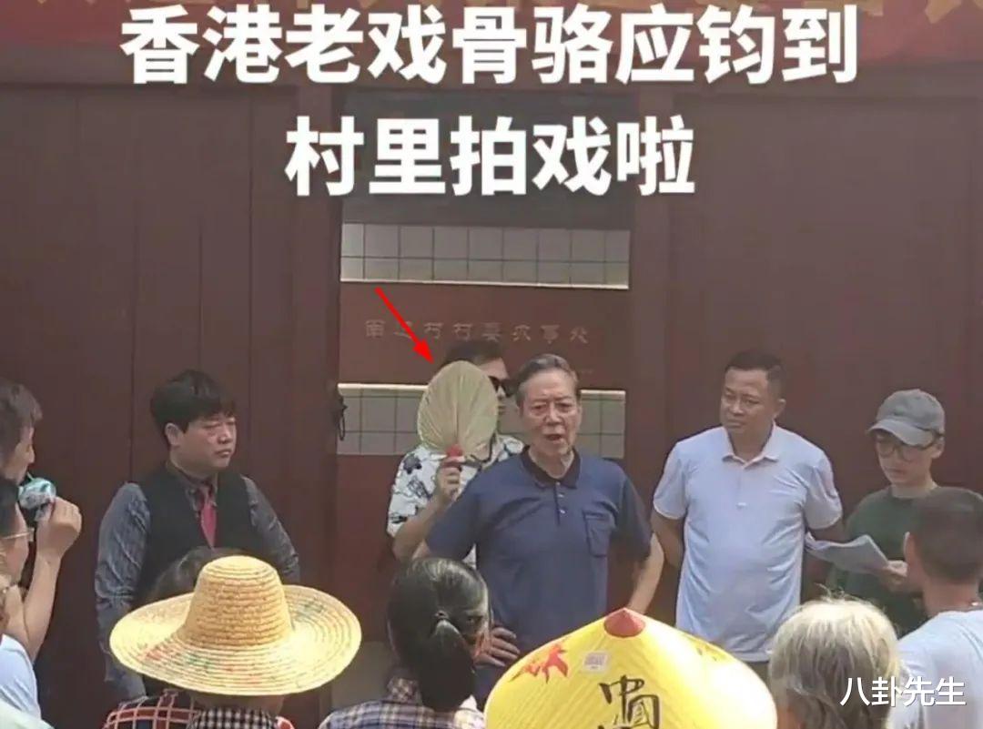 骆应钧|3位老港星在内地农村拍网大,给60线演员当配角,虽过气但片酬不低