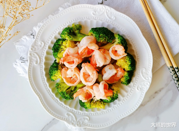 美食教程 夏天减肥吃啥？推荐这5道菜，低卡饱腹又解馋，常吃瘦得快不伤身