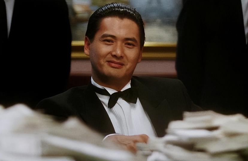 最强影帝周润发,一步步跌落神坛,是时候认清他的真面目了