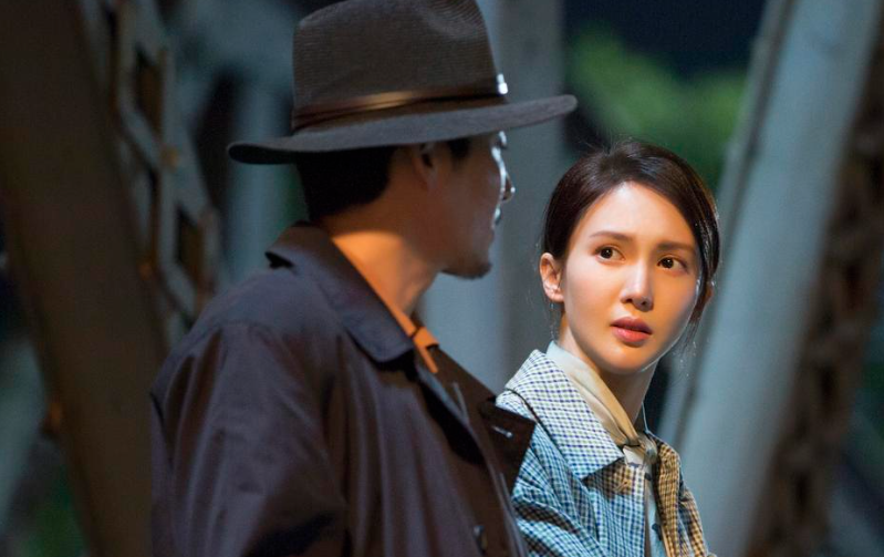 央视官宣!32集大剧来袭,这是《潜伏》后我唯一朝思暮想的谍战剧