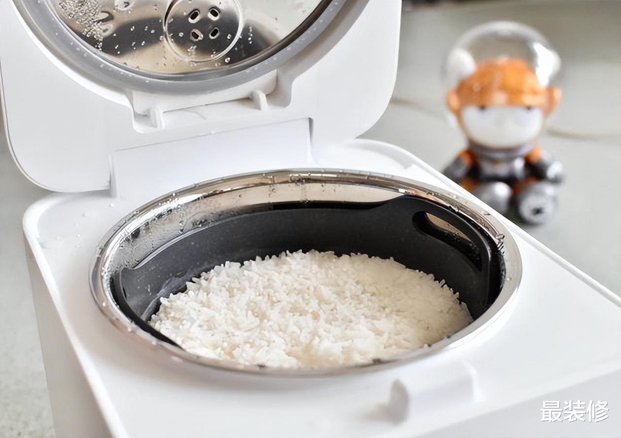 |电饭煲和电压力锅有何区别，哪个煮饭好吃？看懂这篇文少花冤枉钱