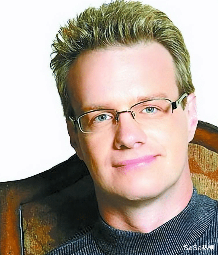 大山:我终于回北京了!网友的评论亮了!帅哥大山成老头子了啊!