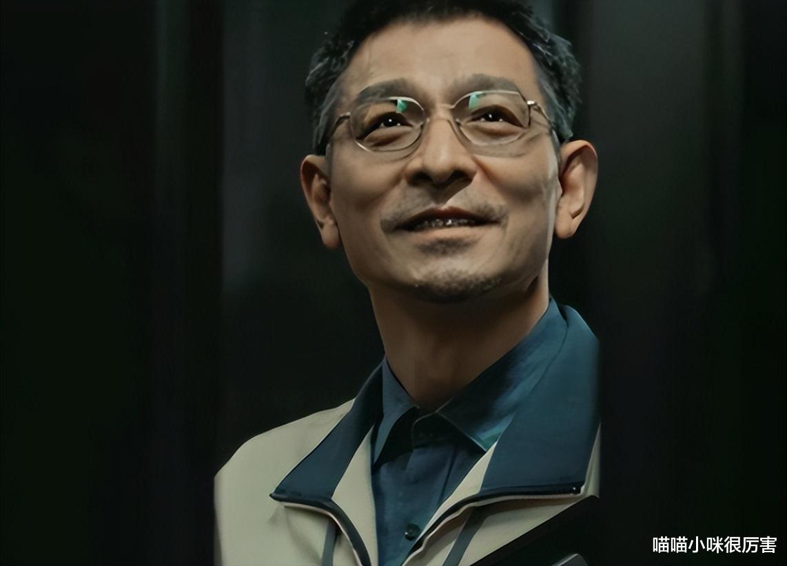 流浪地球2|《流浪地球2》,吴京刘德华的演技,李雪健沙溢的气质,太动人