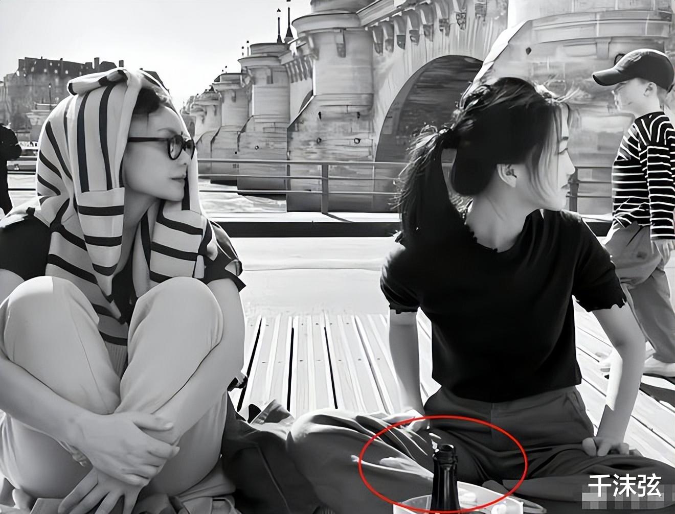 李嫣|李嫣晒回眸照庆17岁生日，眼神霸气嘴唇正常，父母继母均无表示