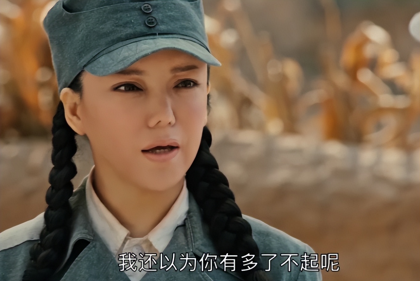 别硬演“战士”!搞怪表情、抻脖子,一排烤瓷牙,当观众瞎吗?