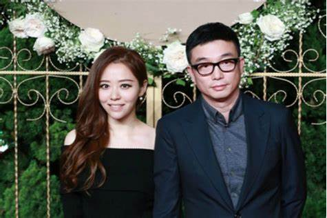 何洁|7位超女现状:李宇春患病,何洁卑微求上浪姐,还有一位被骗6亿!