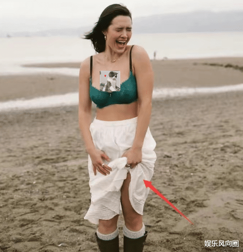 钟丽缇大女儿再惹争议!大胆晒穿内衣摆拍照,性感好身材暴露无遗