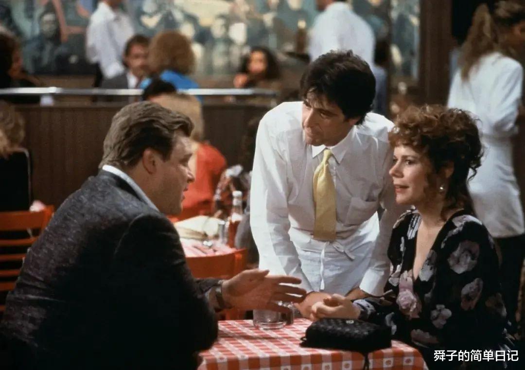 比肩《本能》的情爱凶杀片，探案者坠入情网，凶手深藏身后