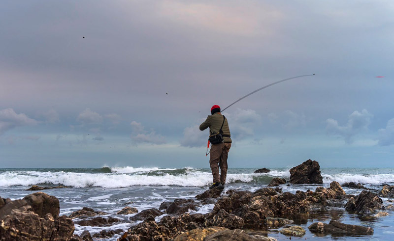 |路亚野钓有风险 为什么要选择路亚防水包