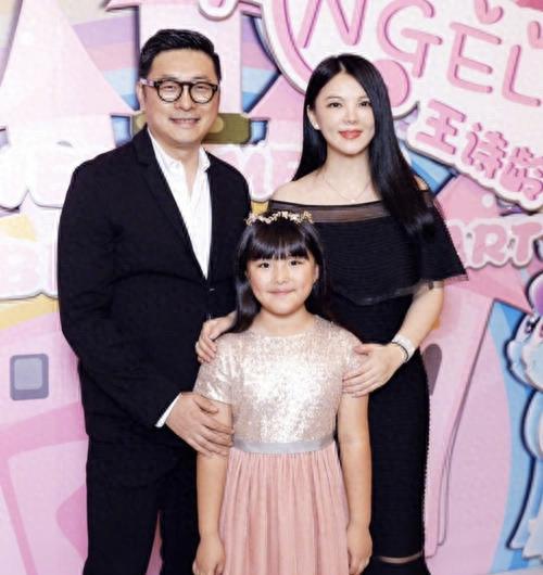 王岳伦谈王诗龄减肥原因,称很佩服女儿的毅力,妈妈李湘也获赞