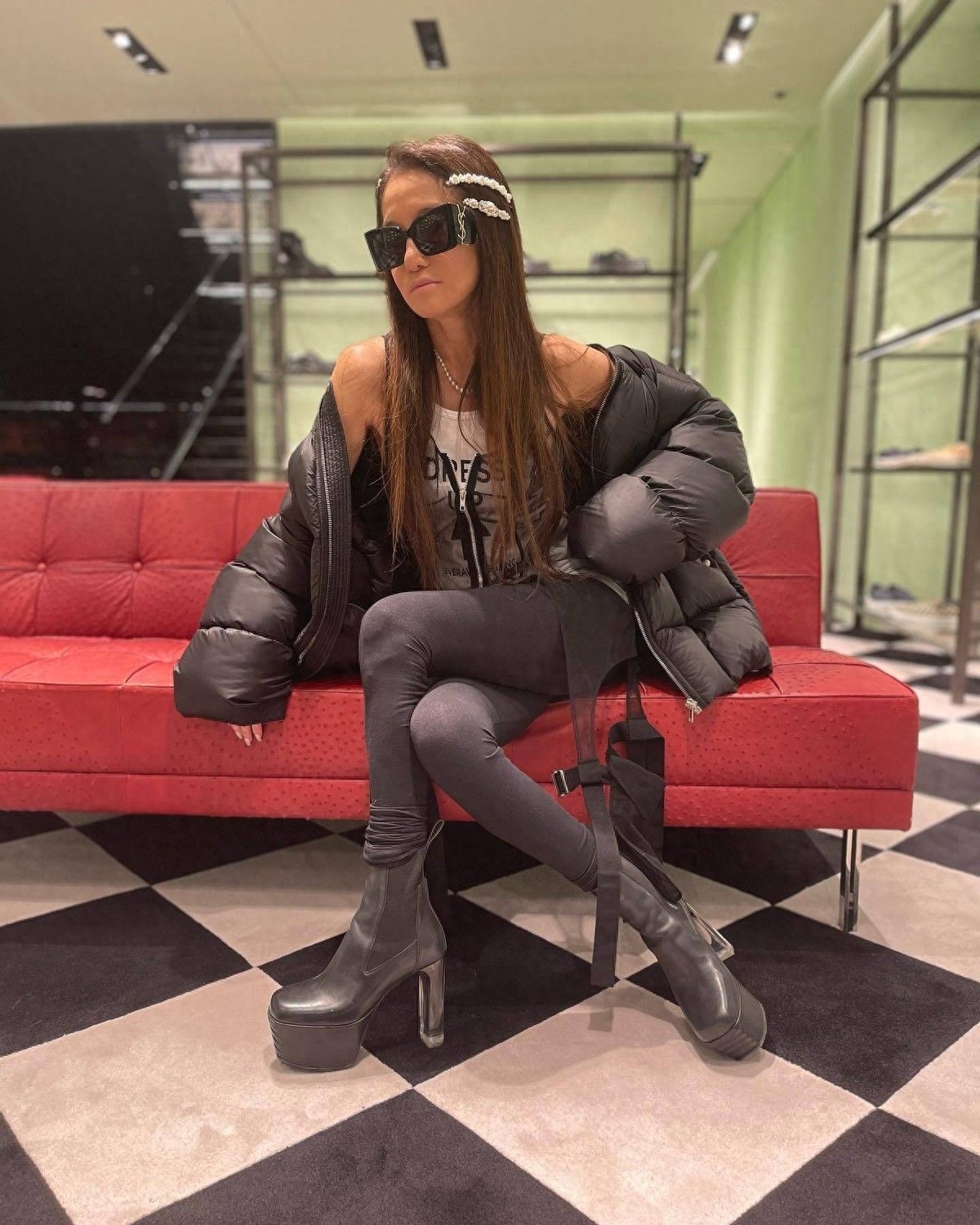 “不老女神”都是假的！离开化妆和精修，真实状态一言难尽