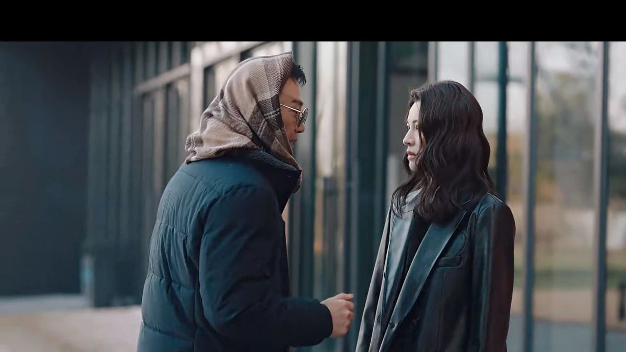 国产都市剧什么时候开始流行包头巾装侦探的？