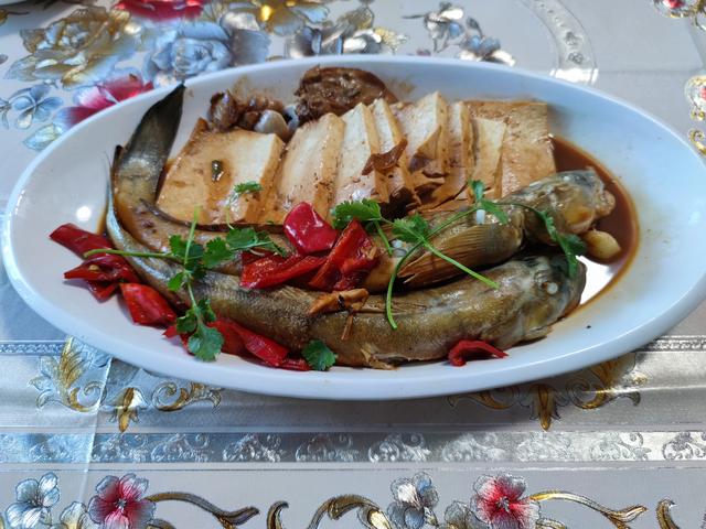 海鱼|多吃海鱼好,这5种海鱼很脏,含有大量重金属或寄生虫,建议少吃