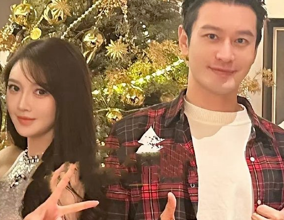 baby被封杀！儿子小海绵生病住院，黄晓明带女友出国快活...