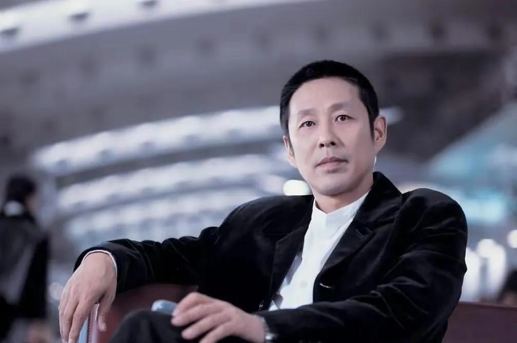 陈道明|内娱圈又出丑闻，知名女星给大佬级男演员当小三，陈道明躺枪