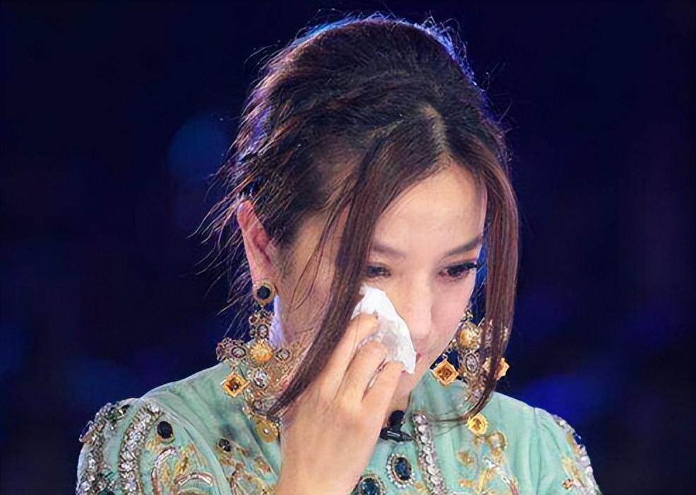 赵薇|顶风作案野心炸裂,赵薇罪行不仅亲日辱华,如今下场大快人心!