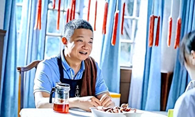 演员张龄心：不结婚不生子，老了就去养老院，如今她打了自己的脸