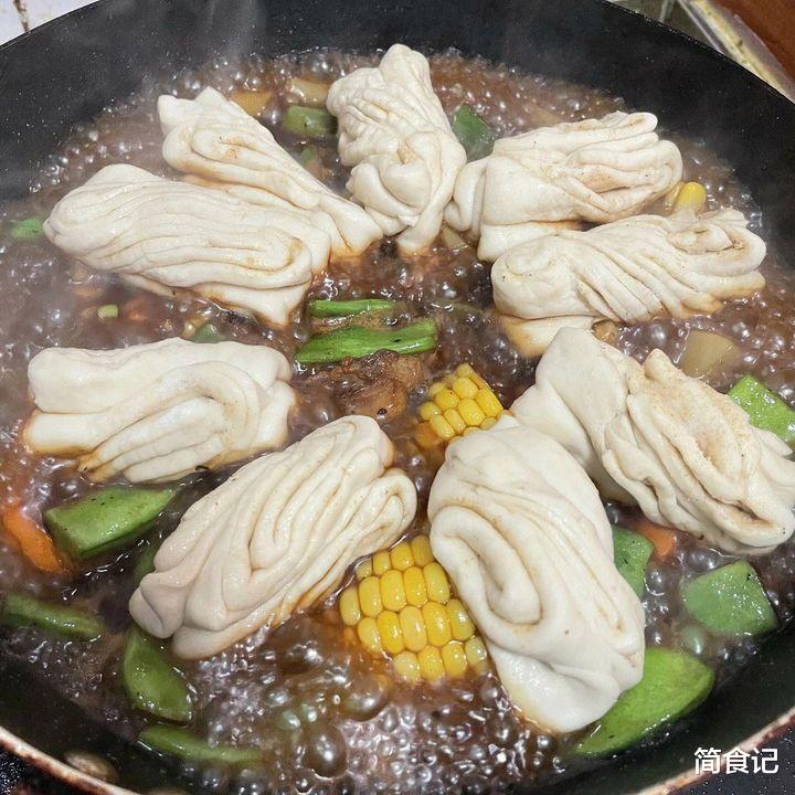 美食文化|东北八大奇葩美食,本地人怎么吃也不够,外地人给钱都下不去嘴