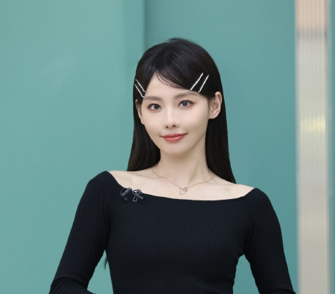 离婚一年后，她终于被反噬了...