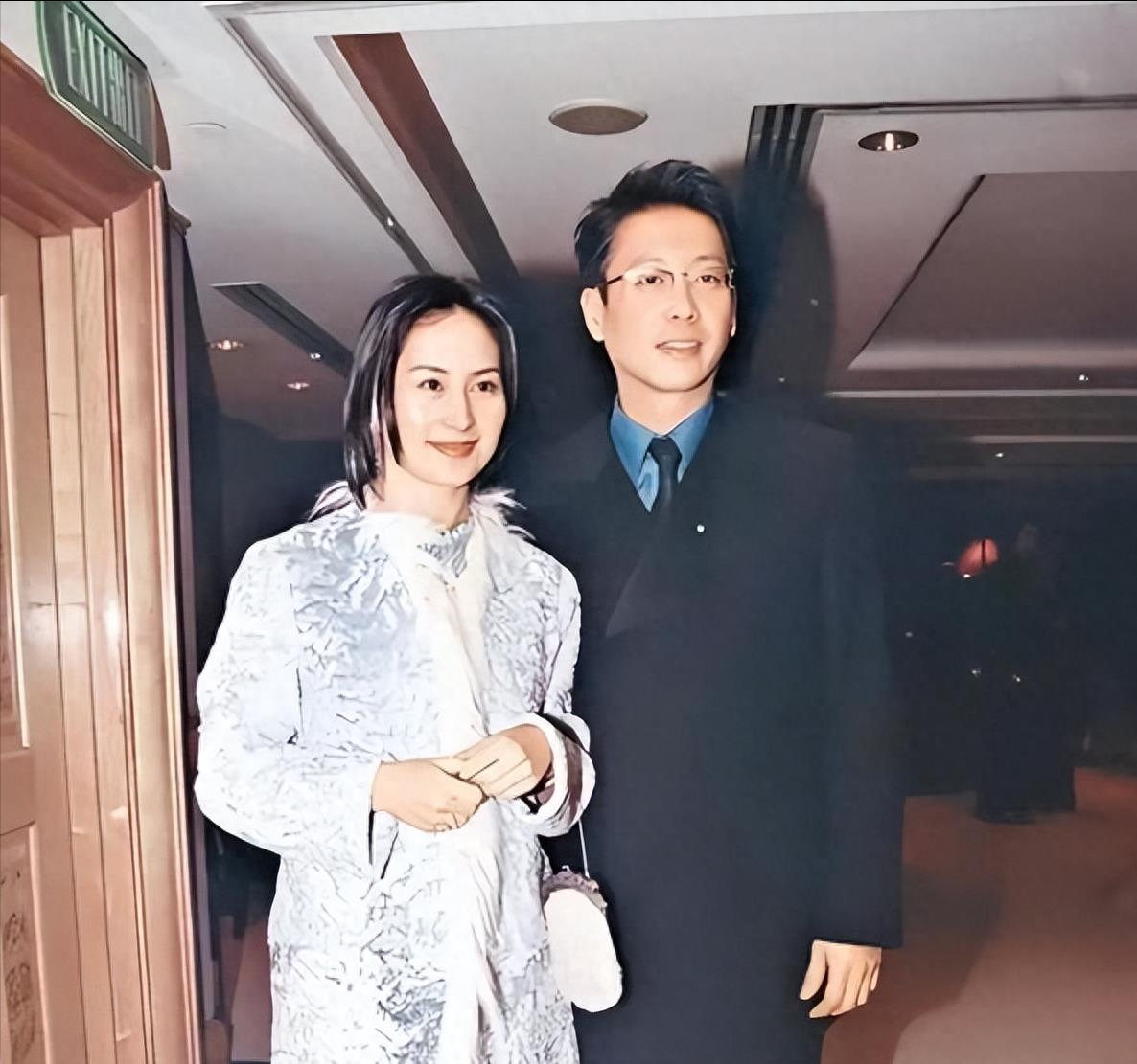 420亿全部到手！李嘉欣儿子接手家族产业，入主许家千亿商业帝国