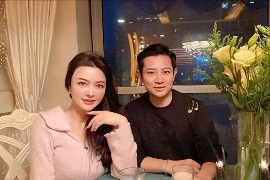 隐婚生子吃软饭,出轨成瘾装纯情,一代偶像巨星如今的下场令人唏嘘