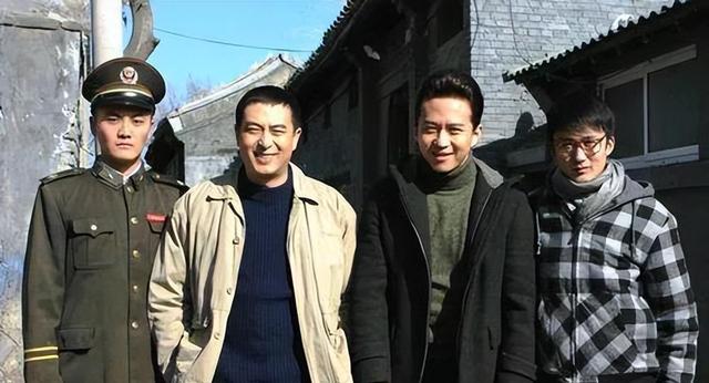 他是张嘉译的亲表弟,被表哥用11部戏带红,如今登上央视走红放大