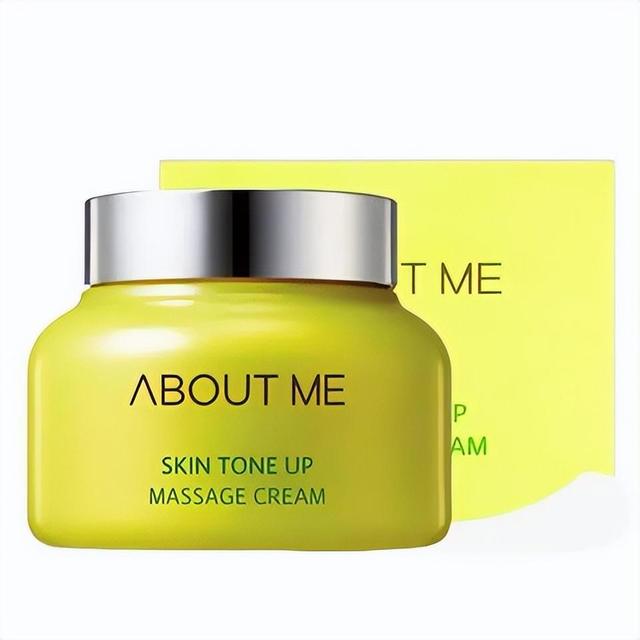 这些面霜深层补水去黄和美白肌肤,轻薄质地涂抹之后清爽不油腻